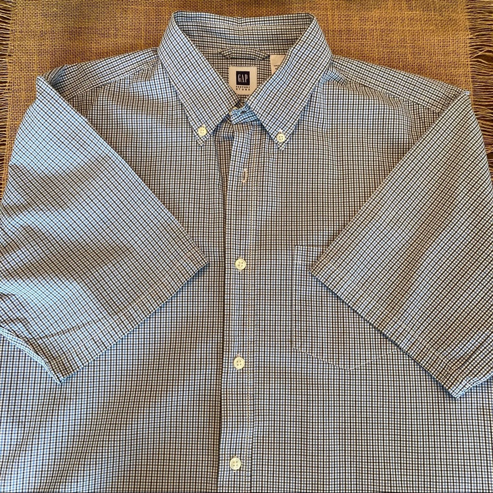 Men’s Gap Factory short-sleeve button down